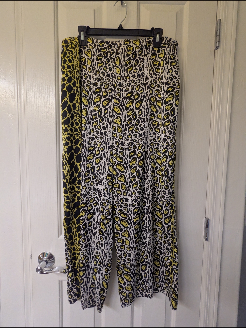 BOLD elements Yellow & Black Leopard Print Wide-Leg Pants